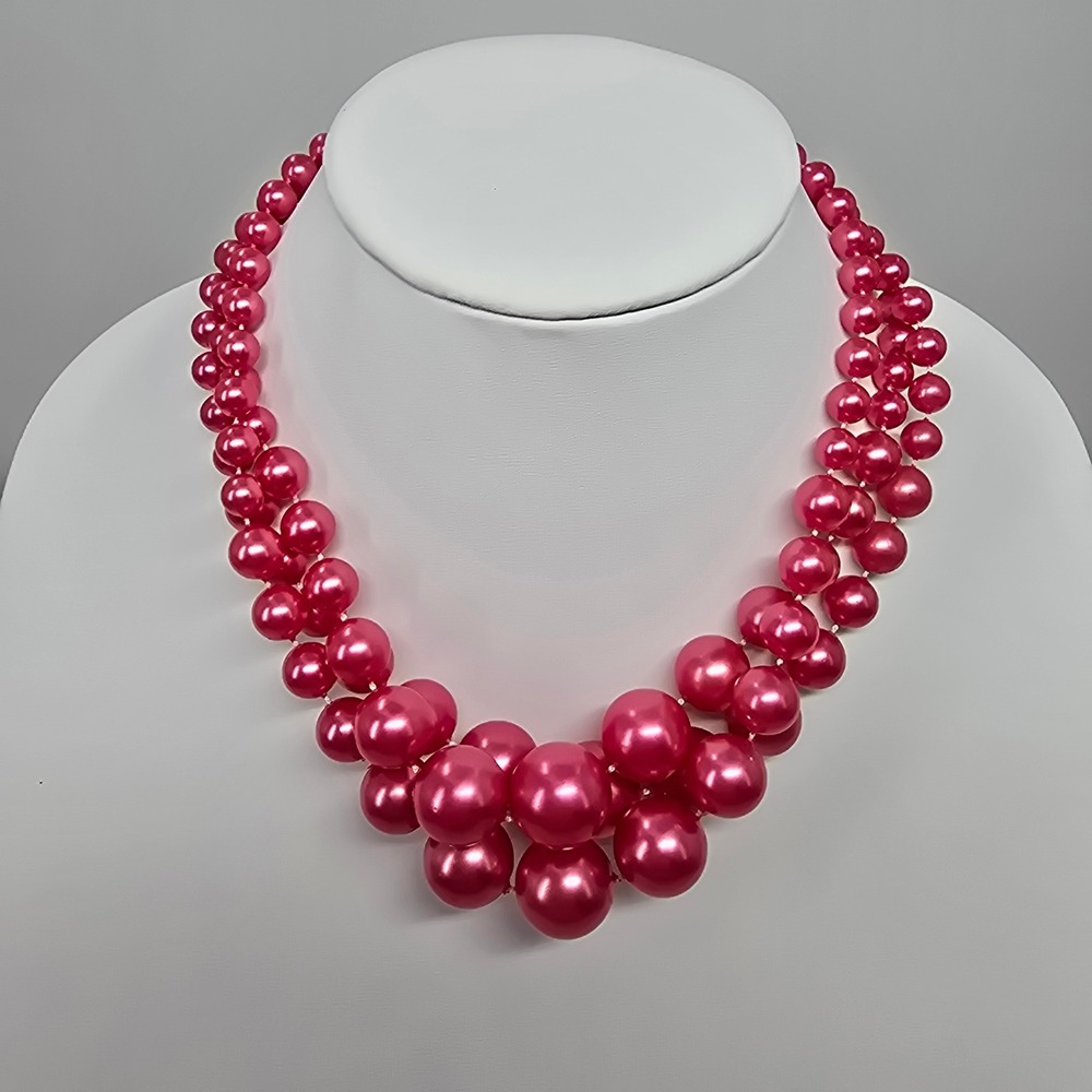 Vintage Hot Pink Faux Pearl Necklace Three Strand Graduated Bubblegum Ball Bead - Picture 10 of 10